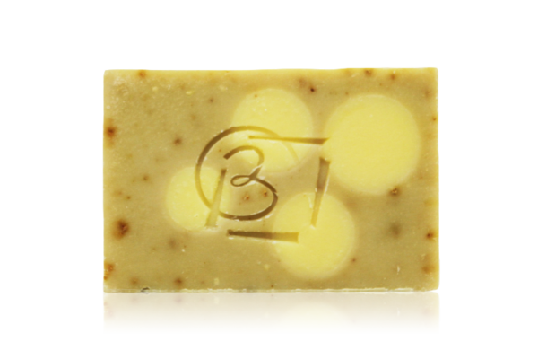 Savon breton nourrissant aux huiles essentielles d'orange douce bergamote et gingembre épicé avec écorce d'orange