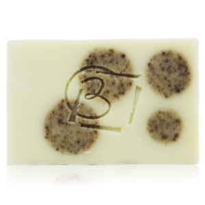 Savon Oublie tes Soucis sans huiles essentielles pour toute la famille avec des pétales de calendula huiles d'avocat et noyaux d'abricot